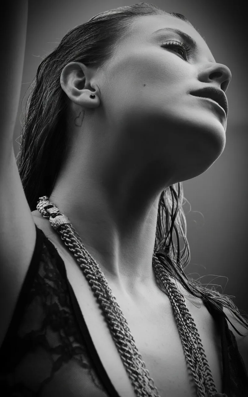 Portrait — black and white profile